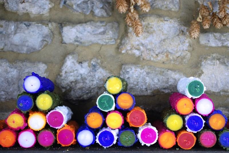 FROTHY STRAIGHT CANDLES - VARIOUS COLOURS AVAILABLE - STAR CHILD