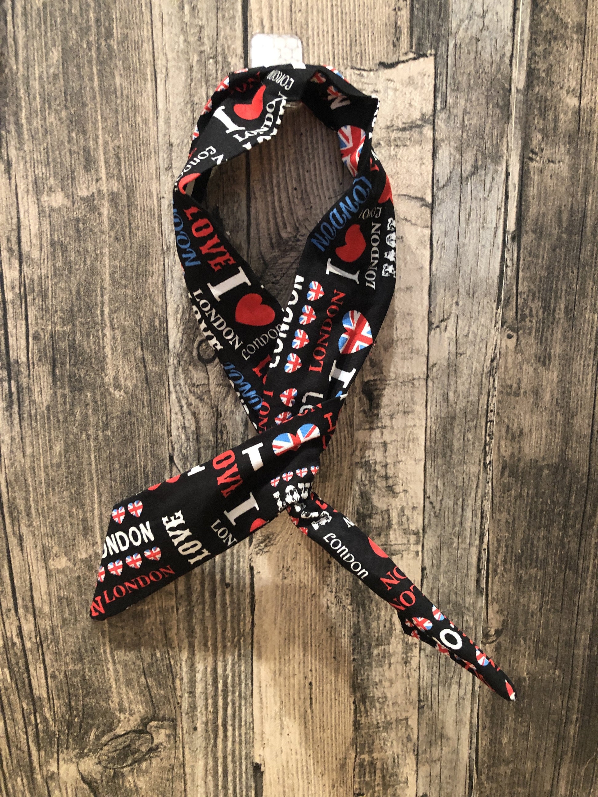 Black and Red London Print Wire Headband - The Hare and the Moon