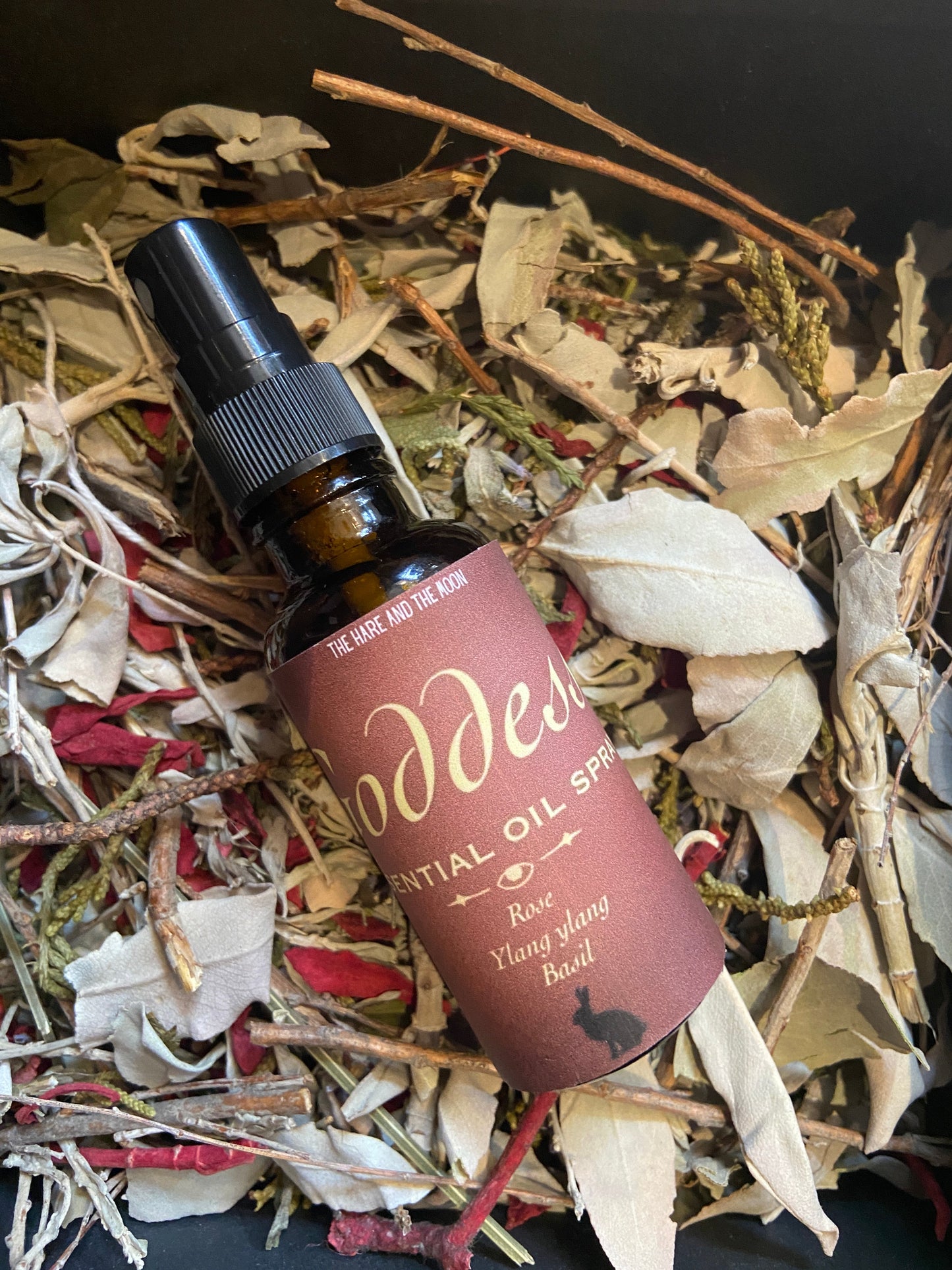 Goddess Natural Essential Oil Room Spray - The Hare and the Moon