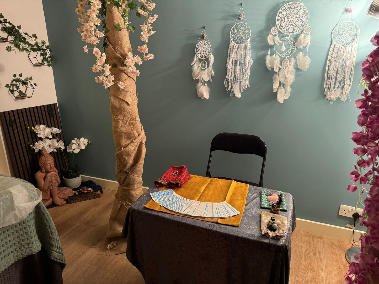 The Hare and the Moon Intuitive Tarot Reading with Manisha Young