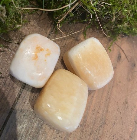 Orange Calcite Tumble Stone - Stone of Energy and Creativity - TS345 - The Hare and the Moon