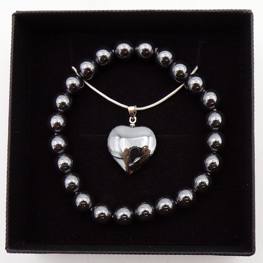 8mm Hematite Bead Bracelet & Heart Pendant Set In Gift Box - GSET1