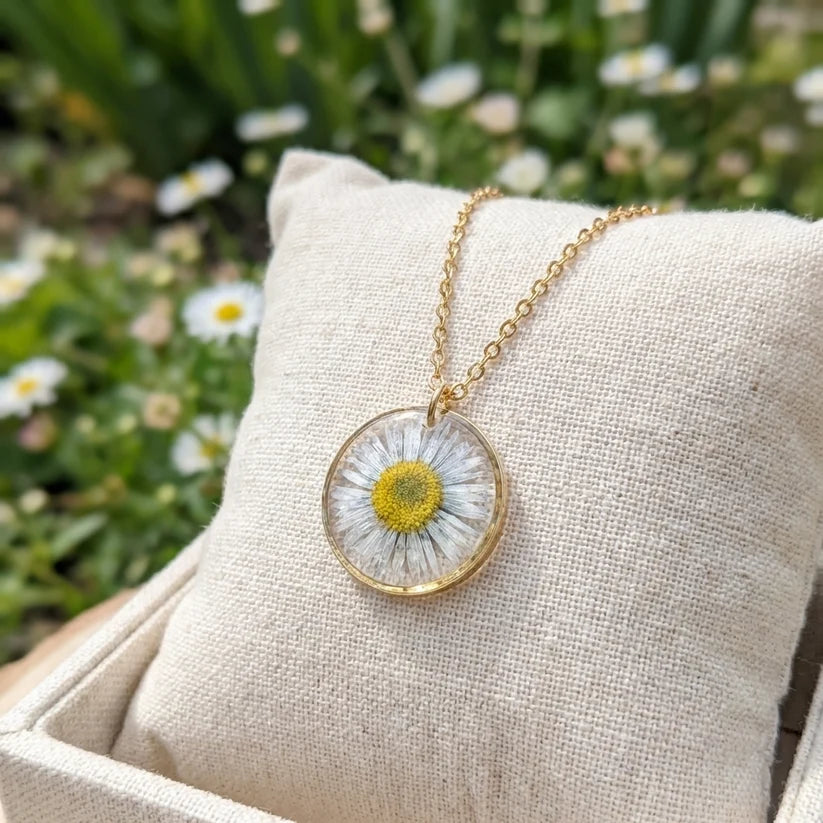 Daisy Framed Gold Plated Stainless Steel Necklace - Work by Nature - F-D-20F-N-18