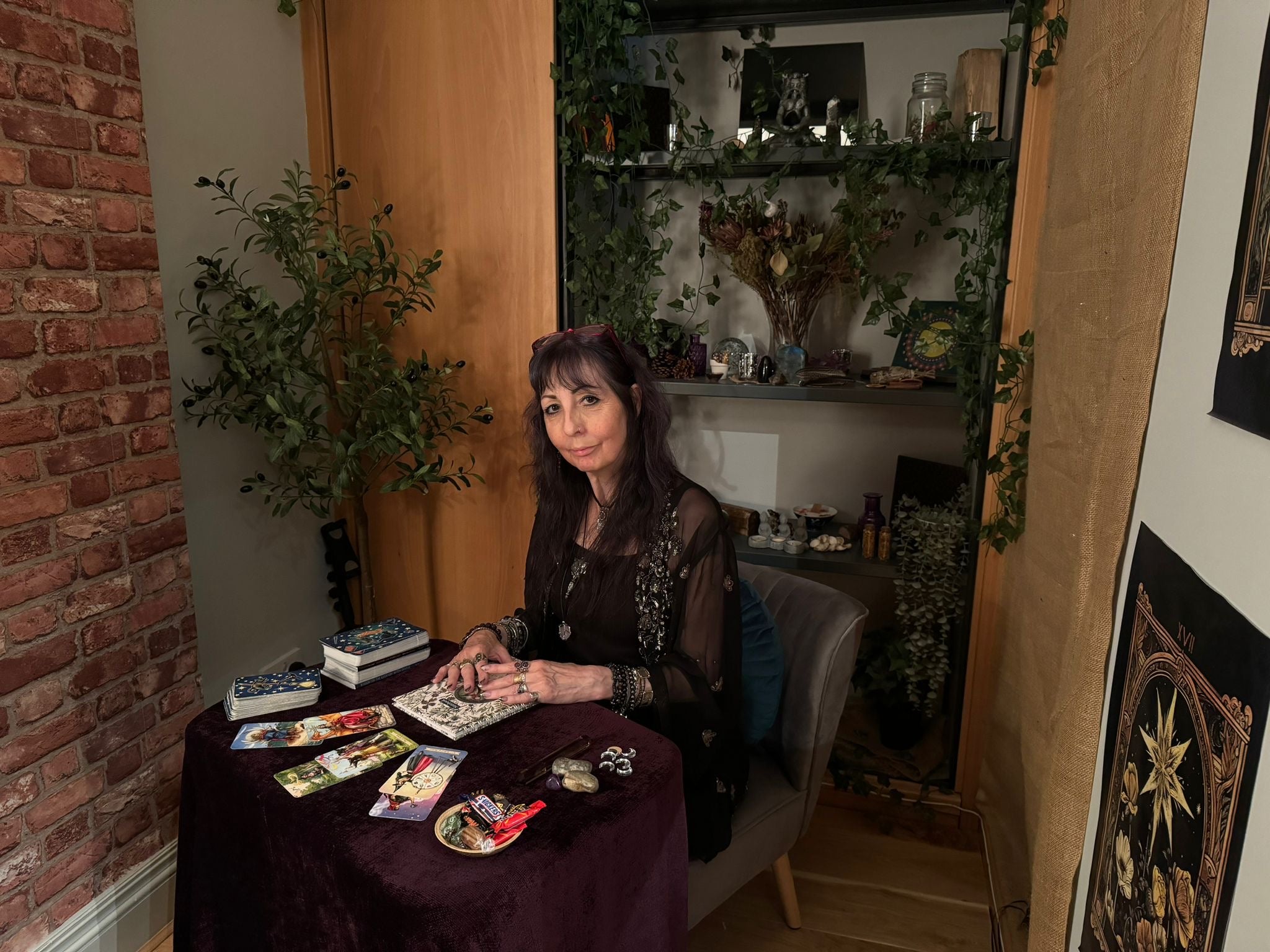 michele dashwood medium and tarot reader twickenham and Richmond