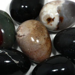 Sardonyx Egg - The Crystal of Ambition & Protection - EG945
