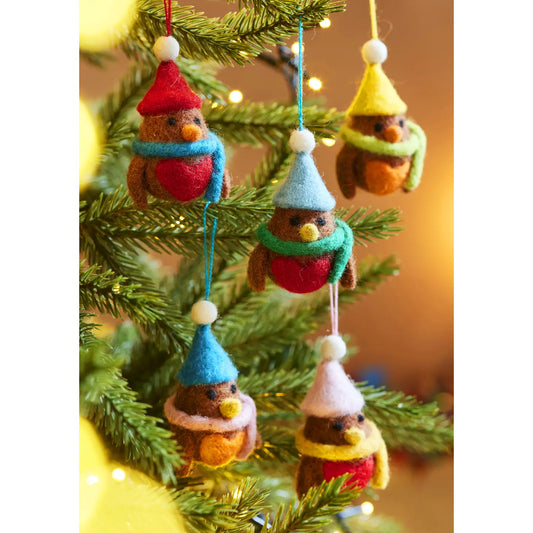 Set of 5 Hanging Felt Robin Decorations - XM229