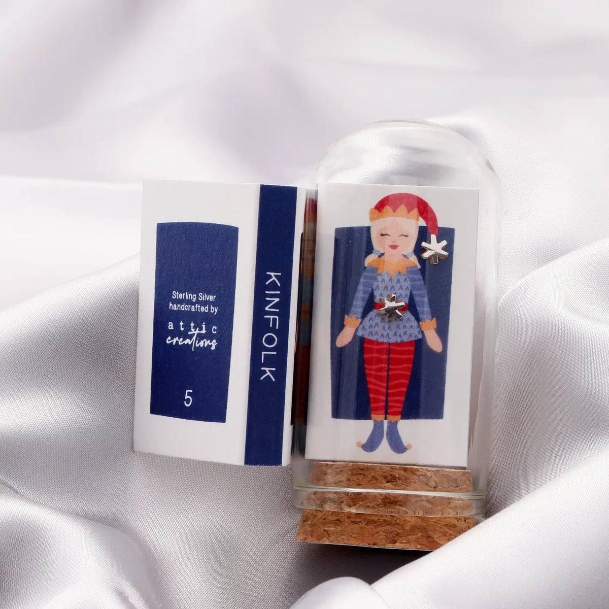 TT72005 -  Kinfolk Elf with Plain Little Stars