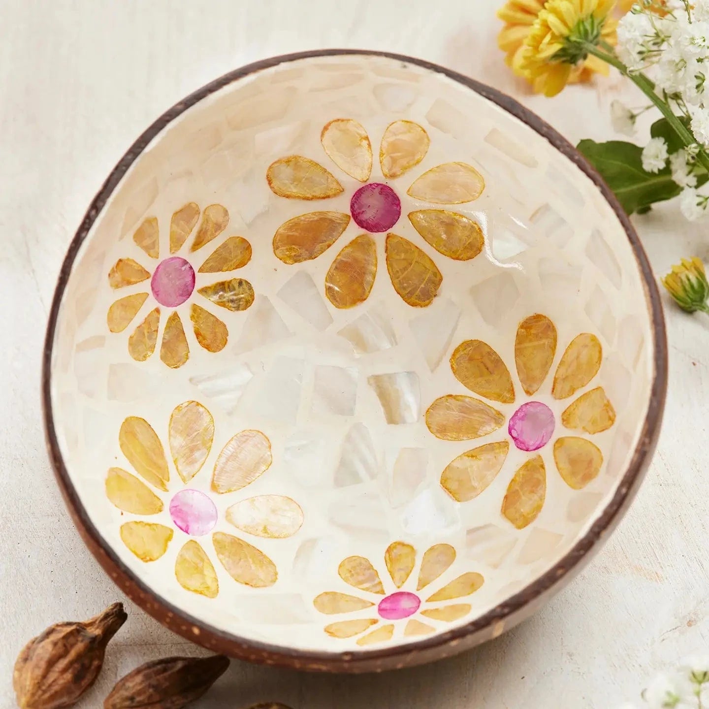 namaste Bowls Coconut Bowl, Shell Daisies - BW14