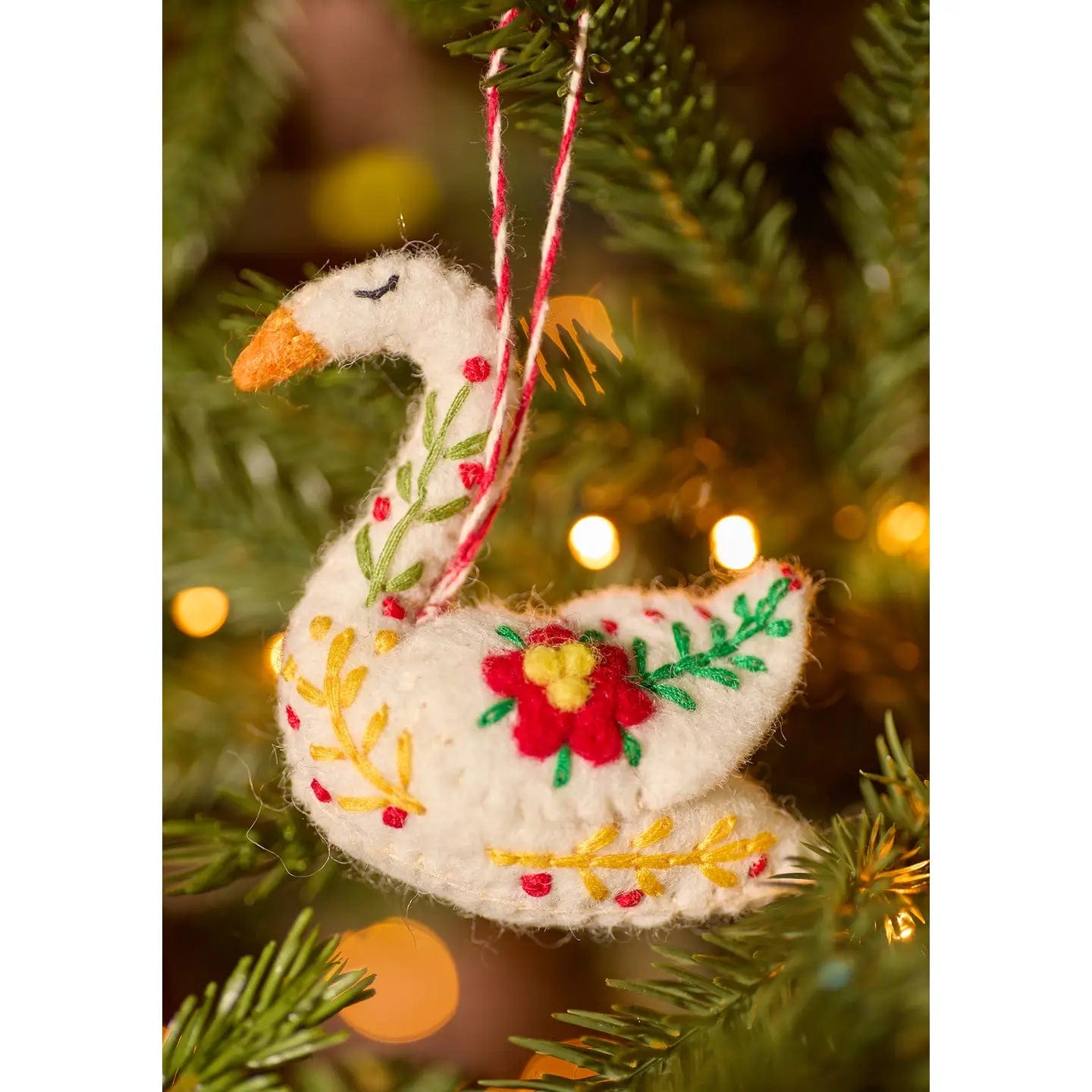 Felt So Good Christmas Decorations Embroidered Felt Swan Decorations - XM127