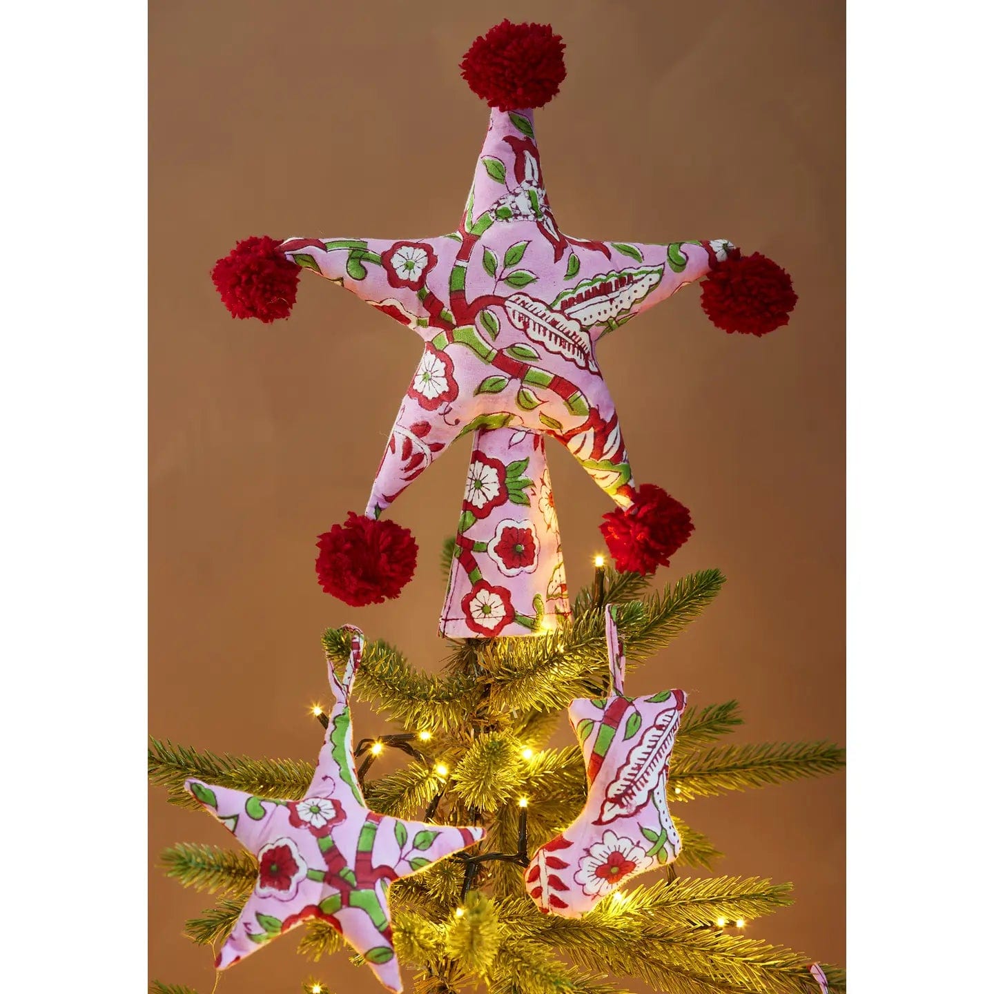 Jones Home & Gift Hanging Decorations Arana Block Print Star Tree Topper - TTOP15