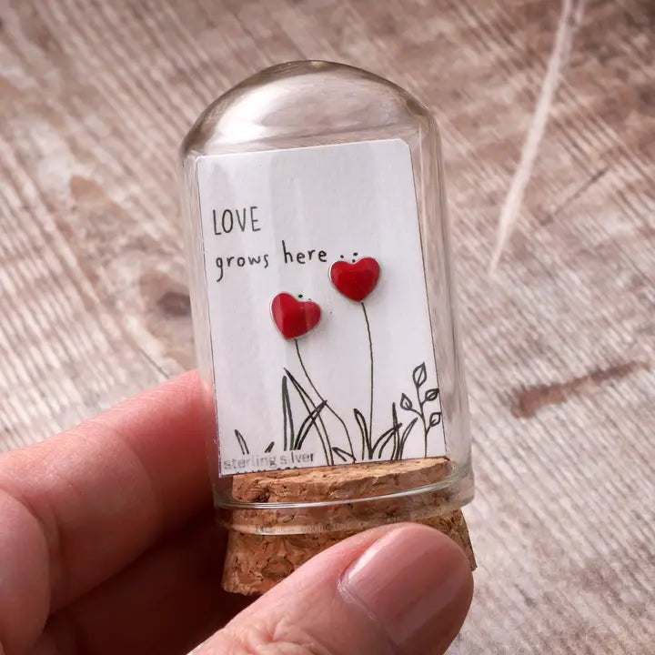 TT51015 - Love Grows Here Red Heart Earrings