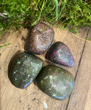 Load image into Gallery viewer, Ruby Zoisite Tumble Stone - The Stone of Understanding - TS344
