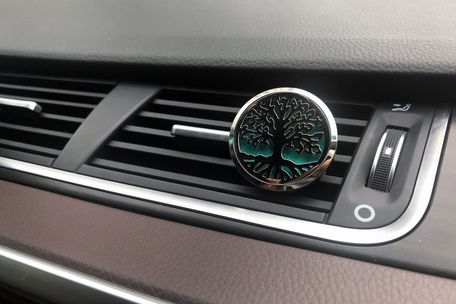 Ancient Wisdom Essential Oils & Fragrance Car Diffuser Kit - Angel Wings - 30mm