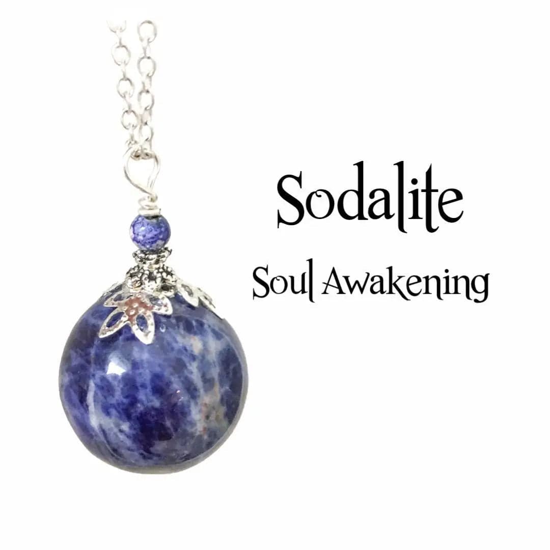 Glorious Healing Crystals Necklaces Sodalite Pendant, Sphere Soul Awakening Inner Peace -GHC562