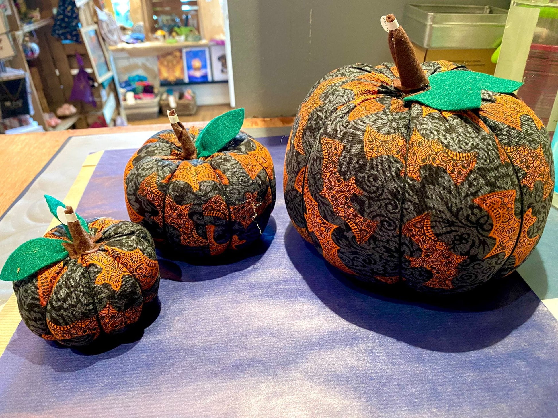 Miss Pretty London UK Limited Orange Lace Bats Fabric Pumpkin Decoration - PU